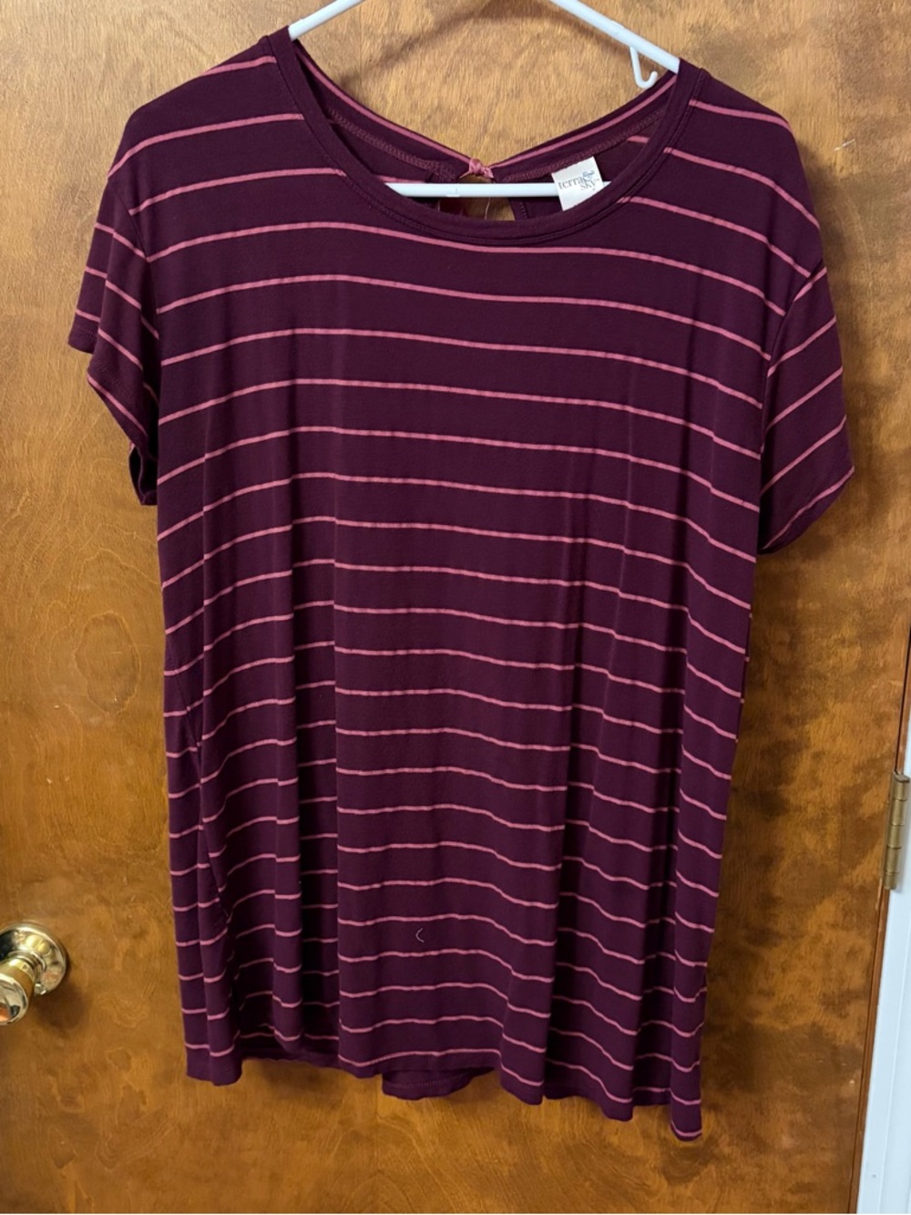 Women’s 14W Terra & Sky Striped Plum and Pink Short Sleeve Top